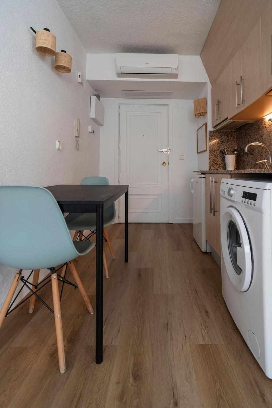 Vlc Host - Don Juan De Austria Apartment *